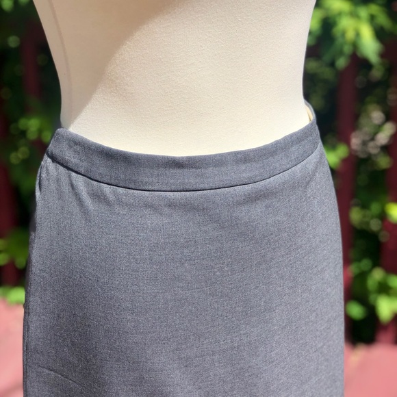 J.Crew No.2 Pencil Skirt in Italian Wool Sz 6 - Picture 3 of 5